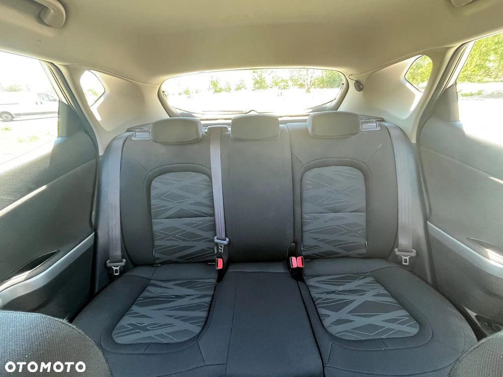Kia Ceed 1.4 M - 23