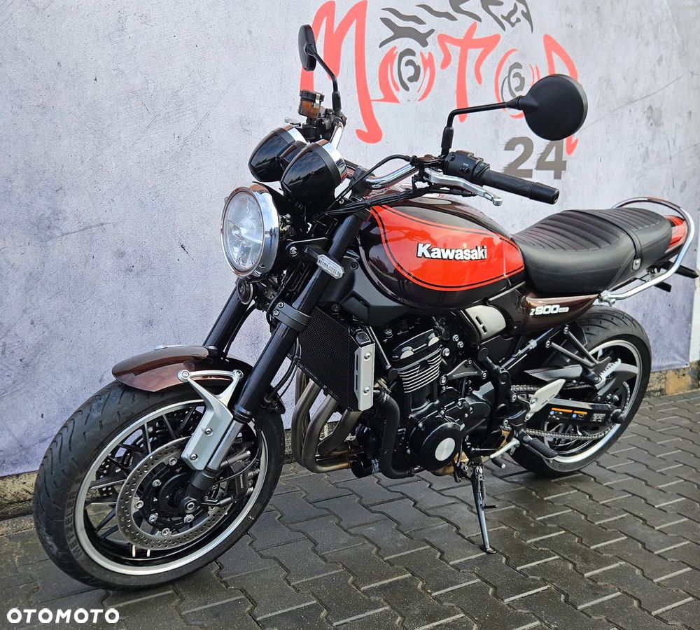Kawasaki Z 900 RS - 7