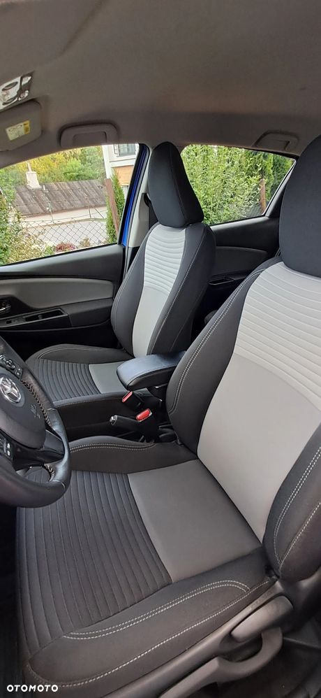 Toyota Yaris 1.5 Premium - 9