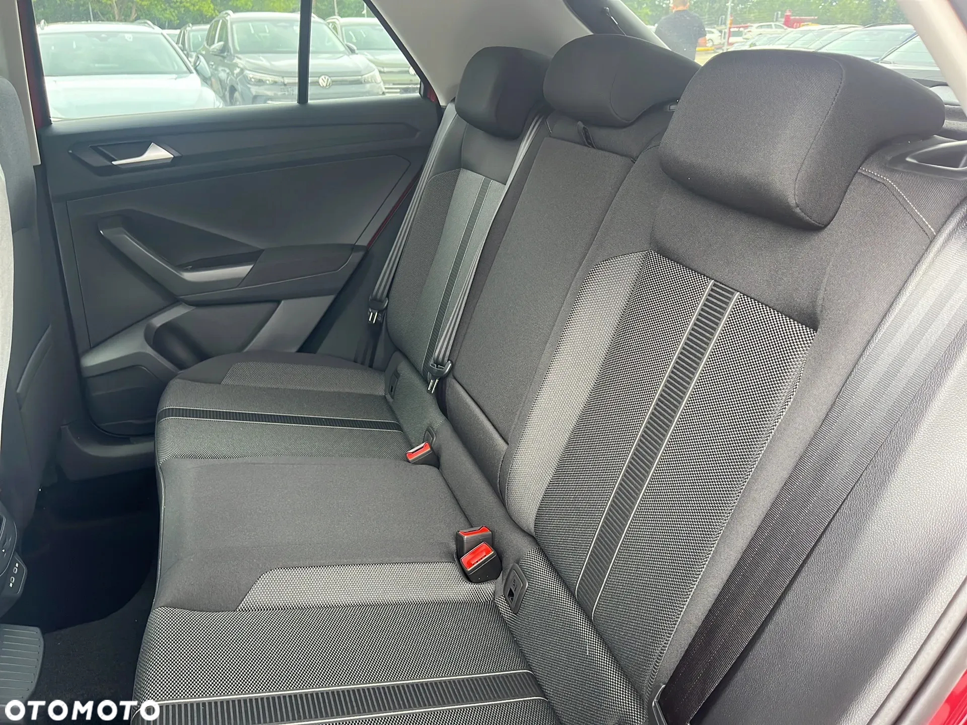 Volkswagen T-Roc 1.5 TSI Life Plus DSG - 12