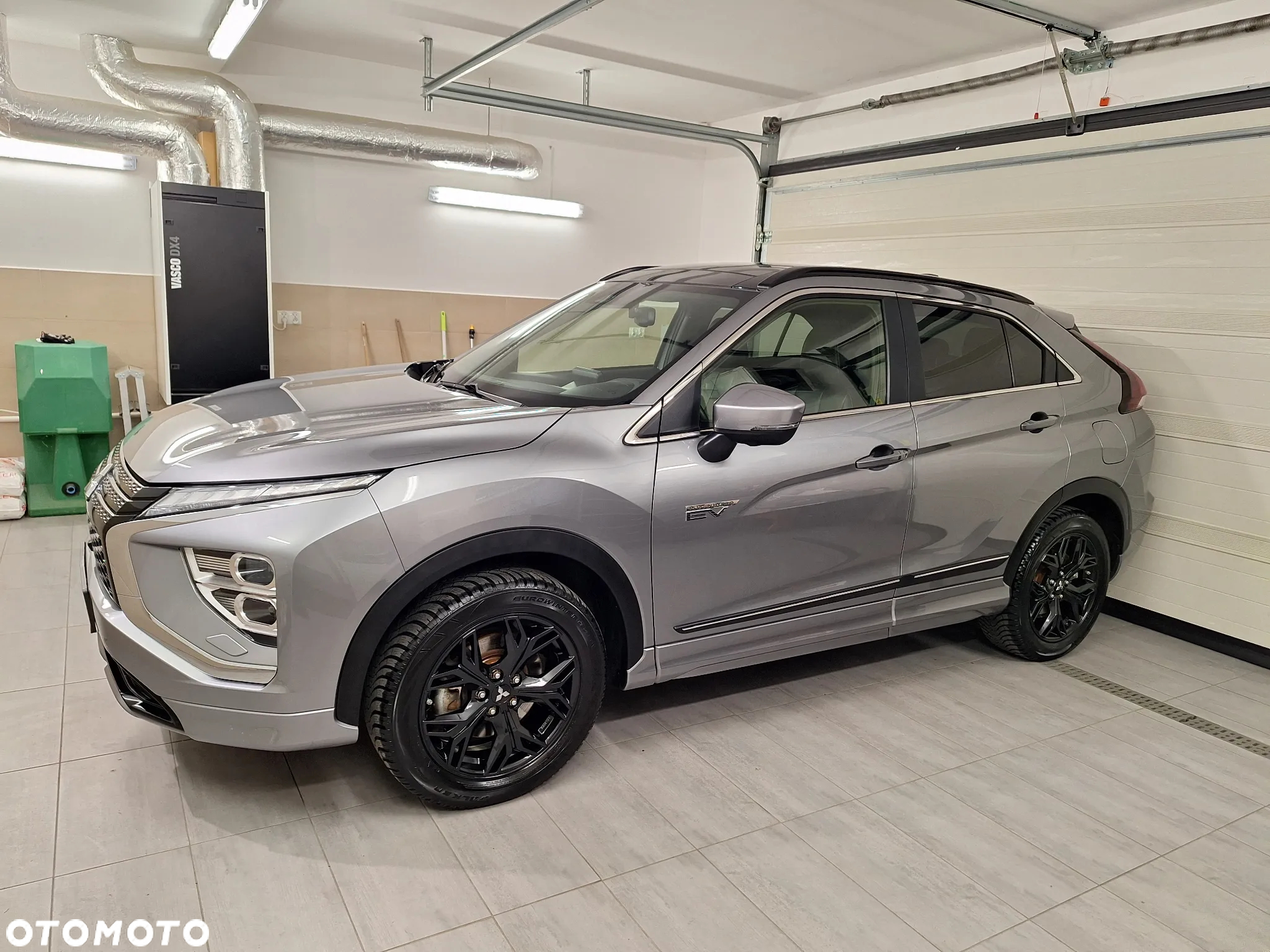 Mitsubishi Eclipse Cross Plug-In Hybrid 4WD Top - 6