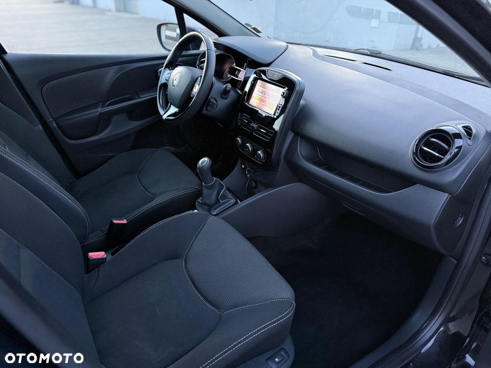 Renault Clio - 20