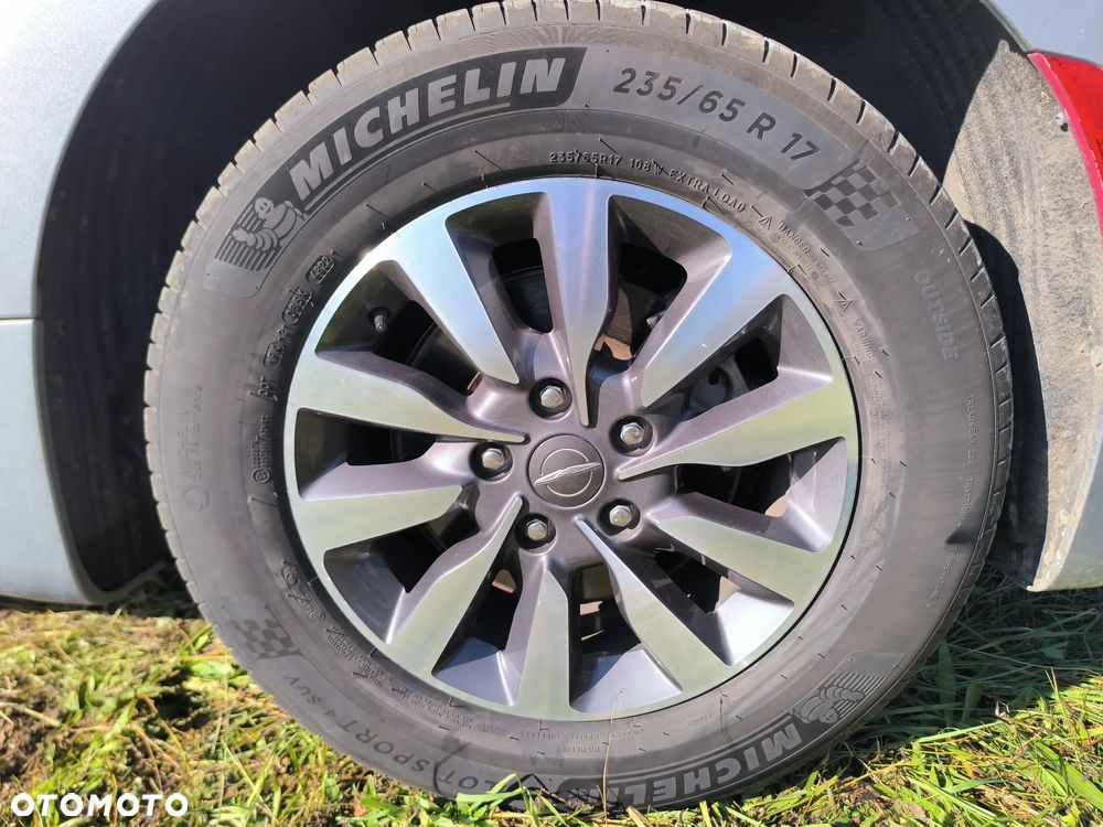 Chrysler Pacifica - 23