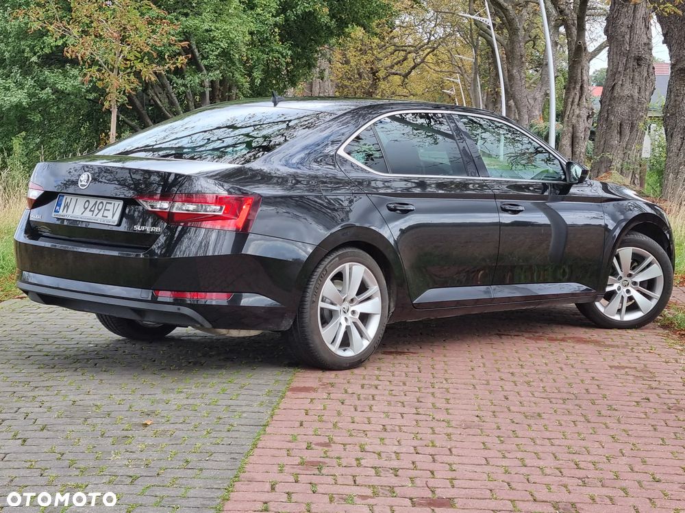 Skoda Superb 2.0 TSI Style DSG - 38