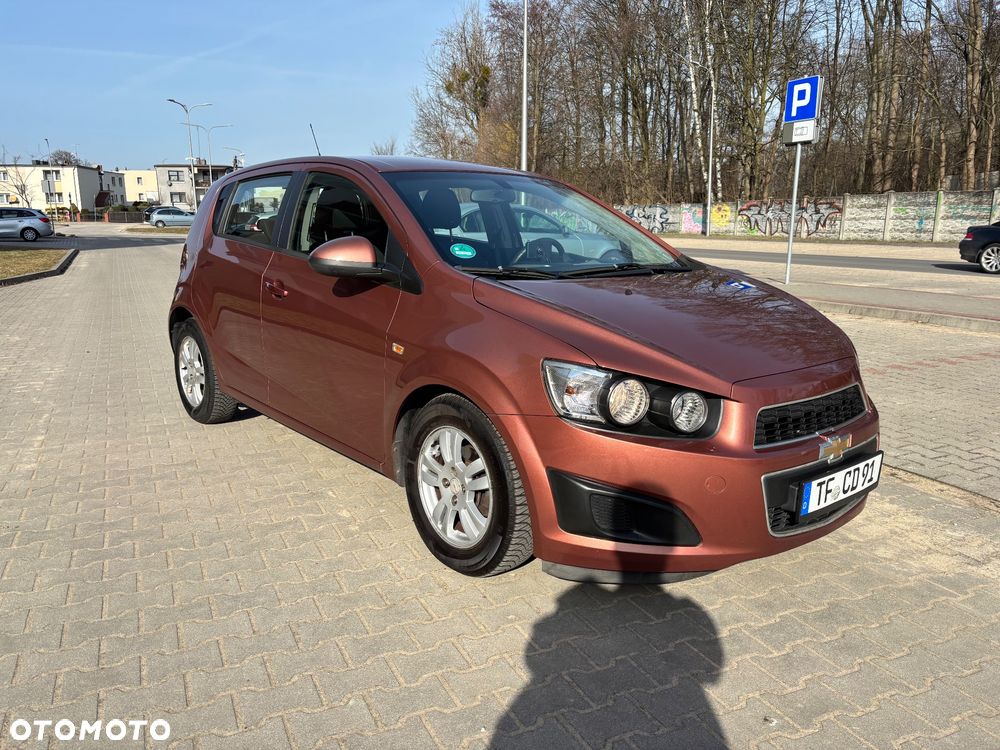 Chevrolet Aveo 1.4 16V LS - 1