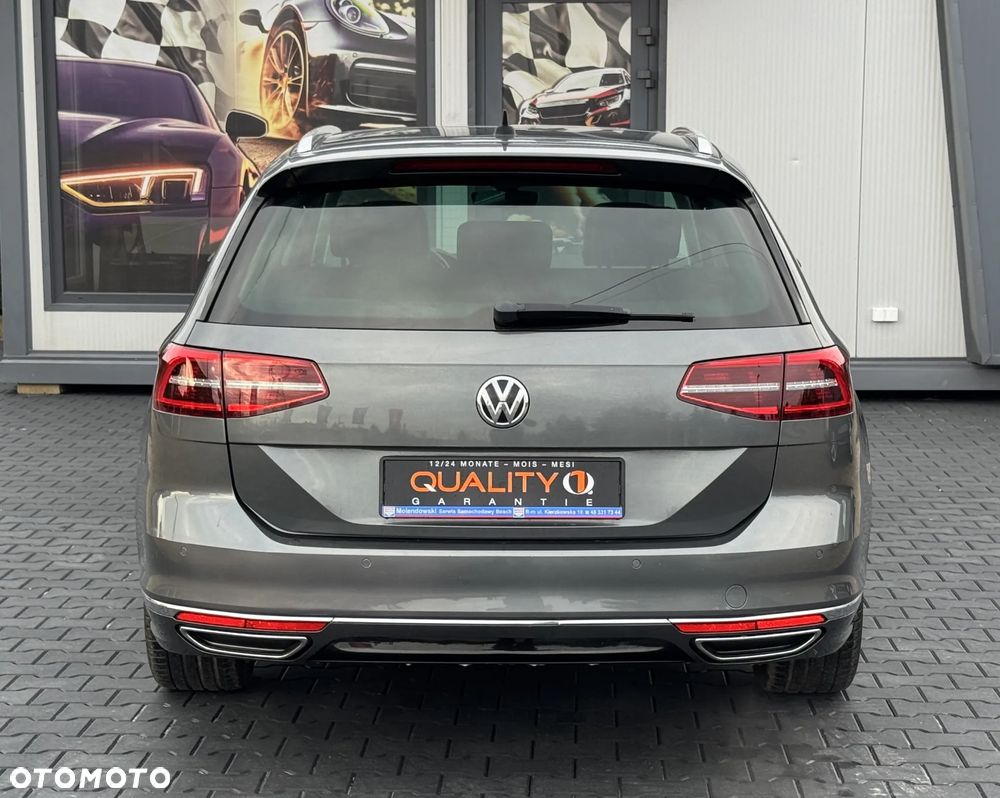 Volkswagen Passat - 12