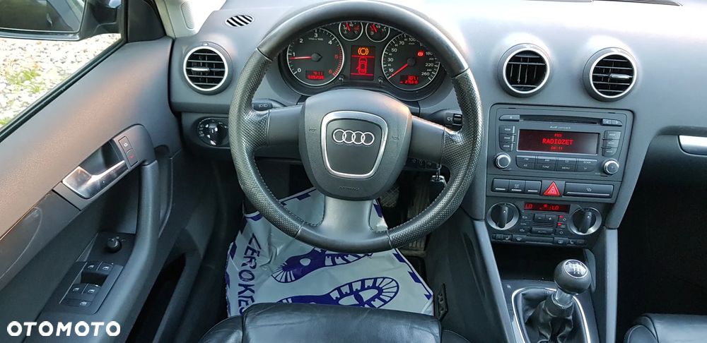 Audi A3 Sportback 2.0 TDI DPF Ambition - 19