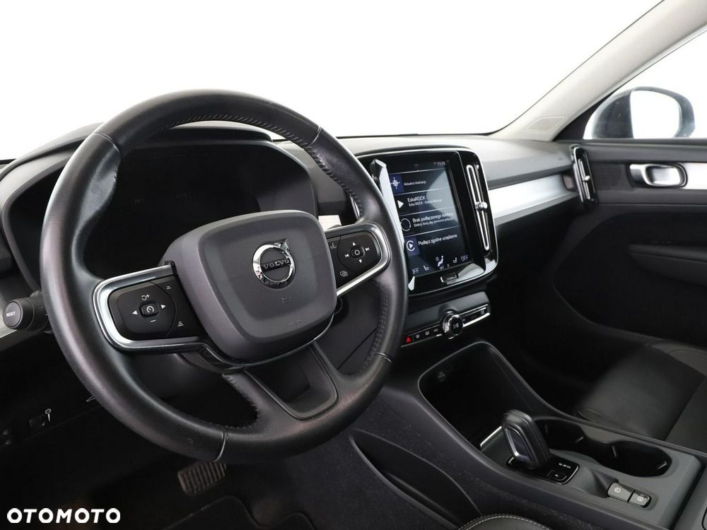 Volvo XC 40 D4 SCR AWD Momentum - 15