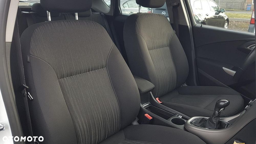 Opel Astra 1.4 Turbo Active - 24