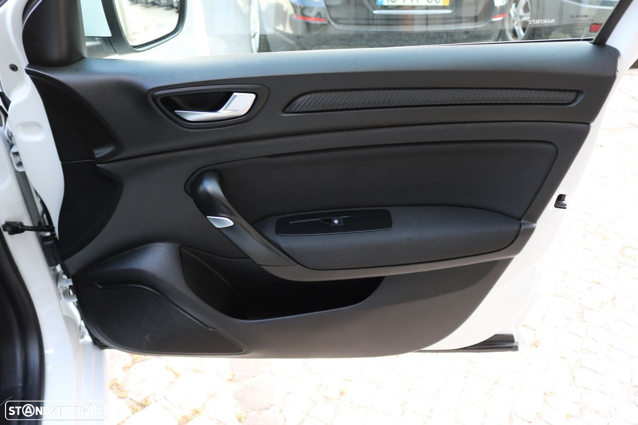 Renault Mégane Sport Tourer 1.5 Blue dCi Zen - 27