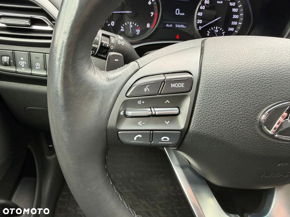 Hyundai i30 1.0 T-GDI Smart DCT - 27