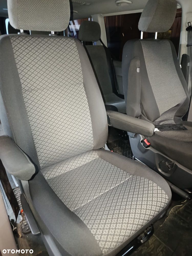 Volkswagen Caravelle 2.0 TDI L2 Highline DSG - 13