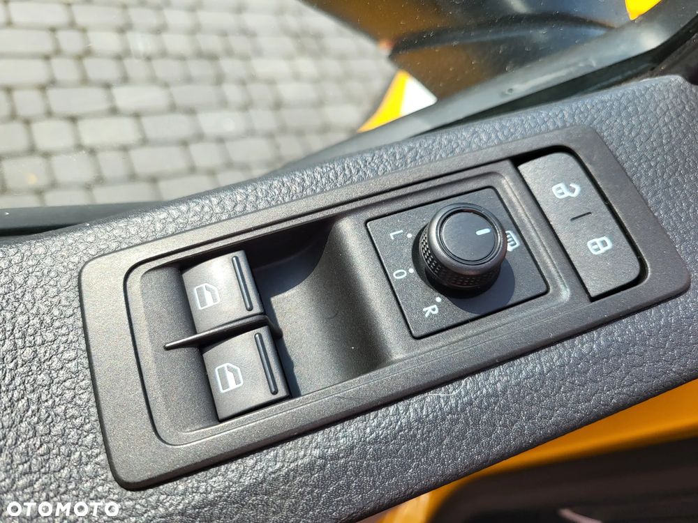 Volkswagen T6-2.0 TDI-DŁUGI-150 KM-SERWIS MOBILNY-KLIMA-ŁADNY - 14