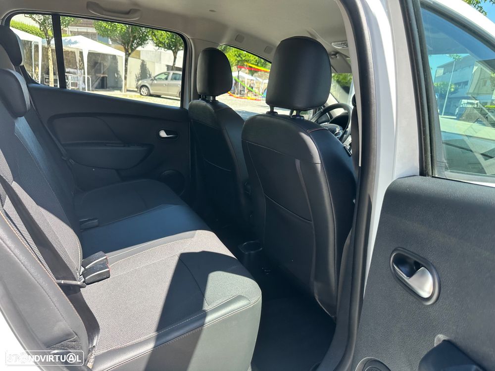 Dacia Sandero 0.9 TCe SL Stepway of Life - 25