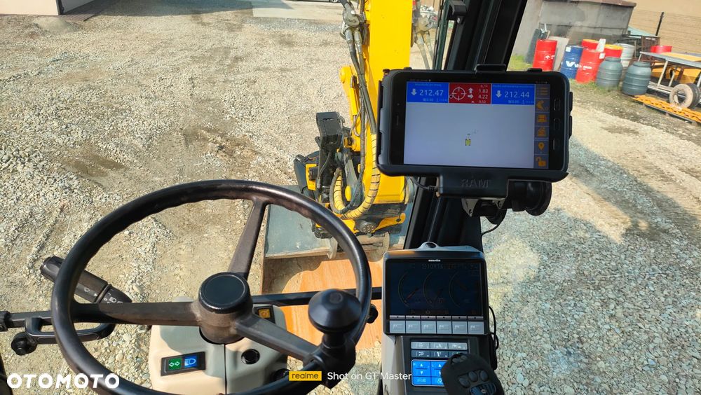 Komatsu PW 160 -8,  rototilt, system UNICONTROL 3 D GPS - 5