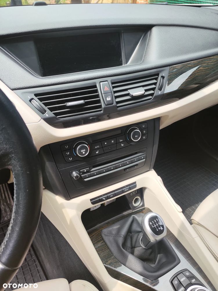 BMW X1 sDrive18d Sport Line - 8