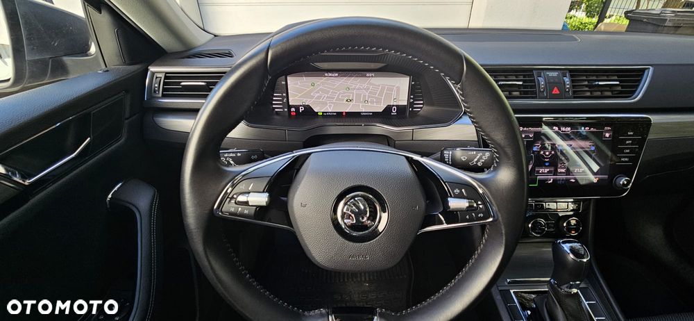 Skoda Superb 2.0 TDI SCR Style DSG - 5