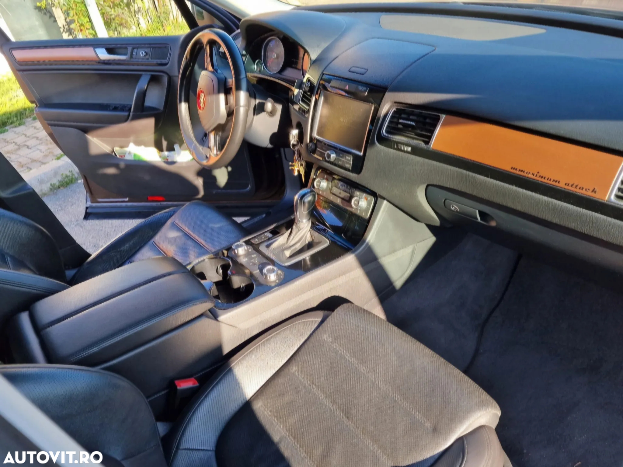 Volkswagen Touareg 3.0 V6 TDI BMT - 3