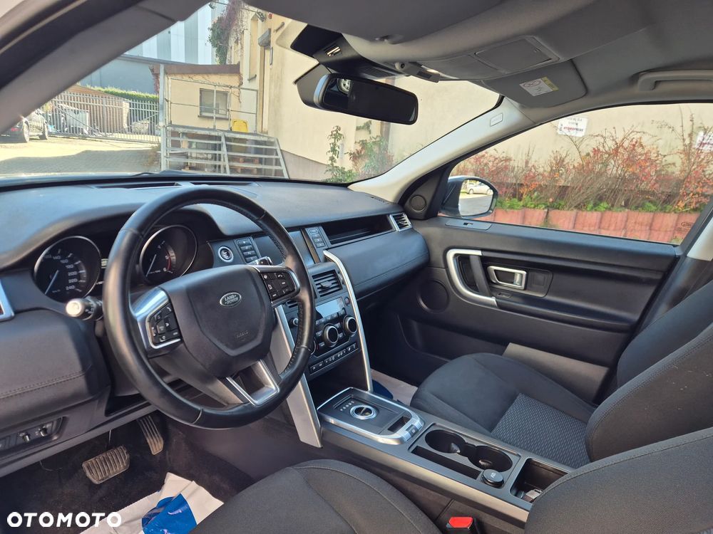 Land Rover Discovery Sport 2.0 D150 - 9