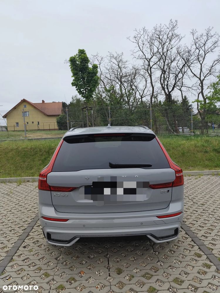 Volvo XC 60 B5 B AWD Plus Dark - 2