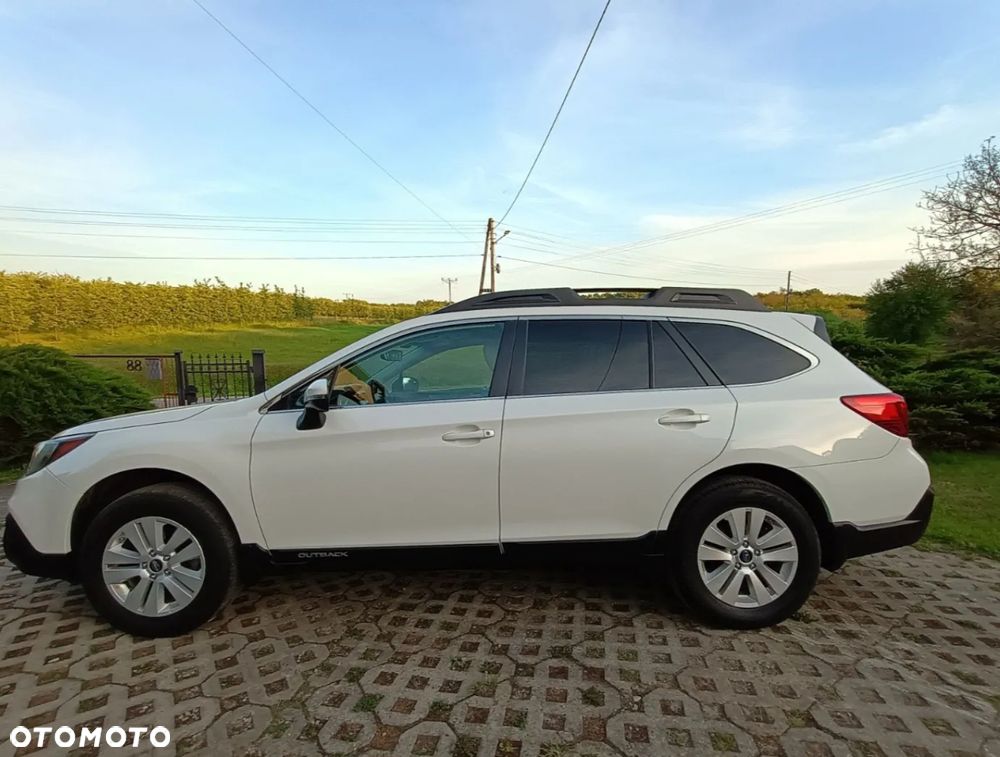 Subaru Outback 2.5i Lineartronic Active - 1