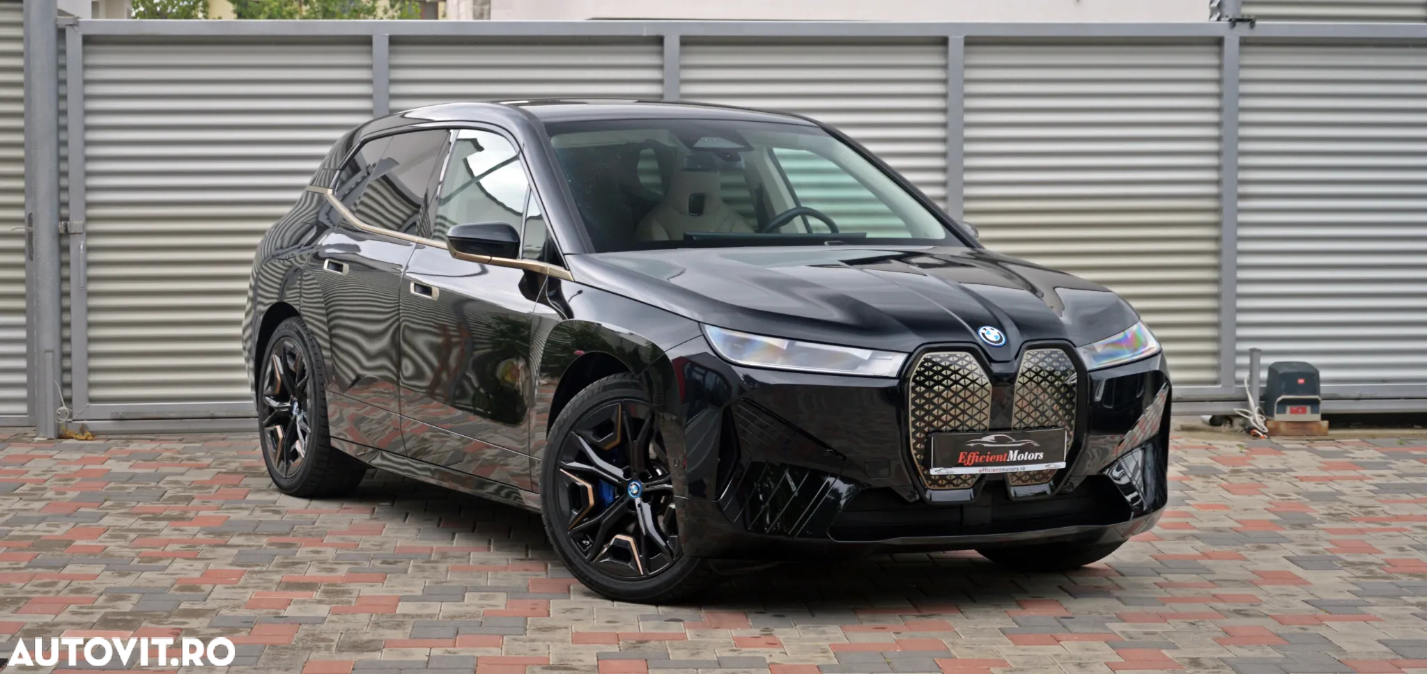 BMW iX xDrive40 - 11