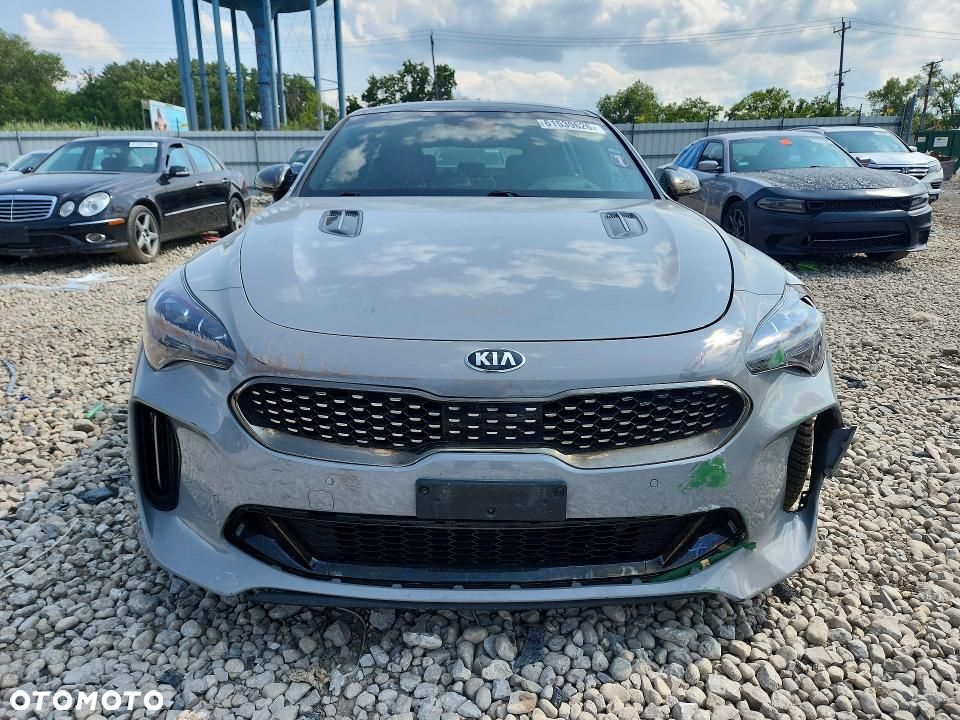 Kia Stinger 3.3 T-GDI AWD GT - 9