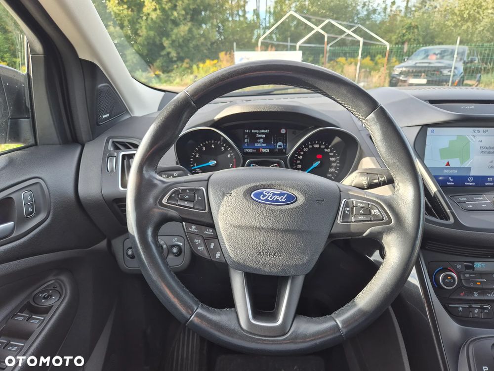 Ford Kuga - 12