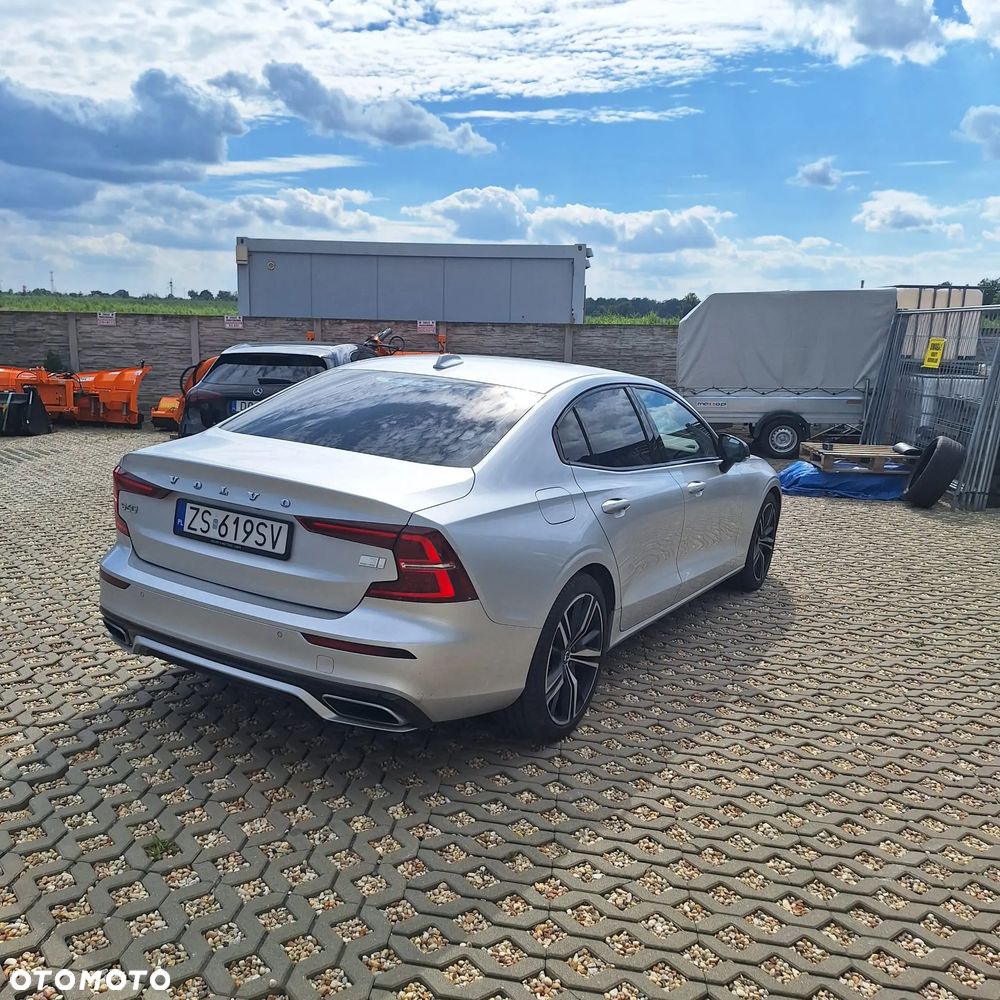 Volvo S60 - 4
