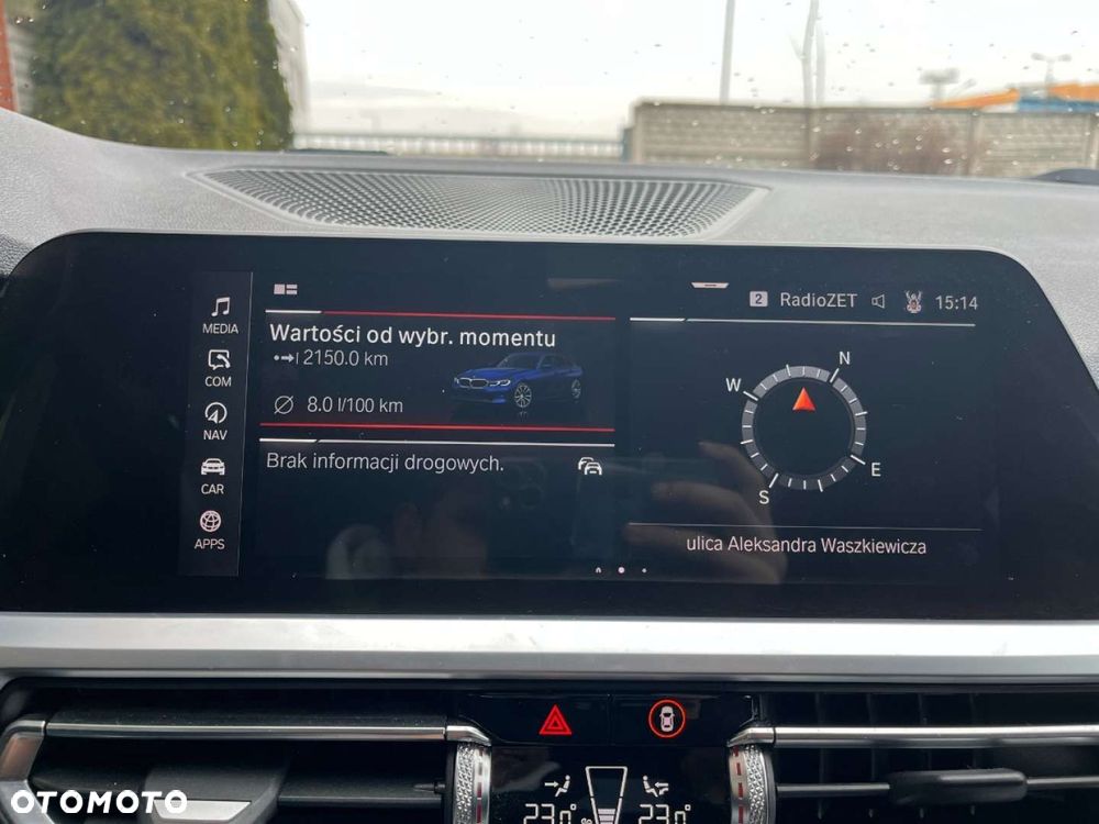 BMW Seria 3 330i - 21