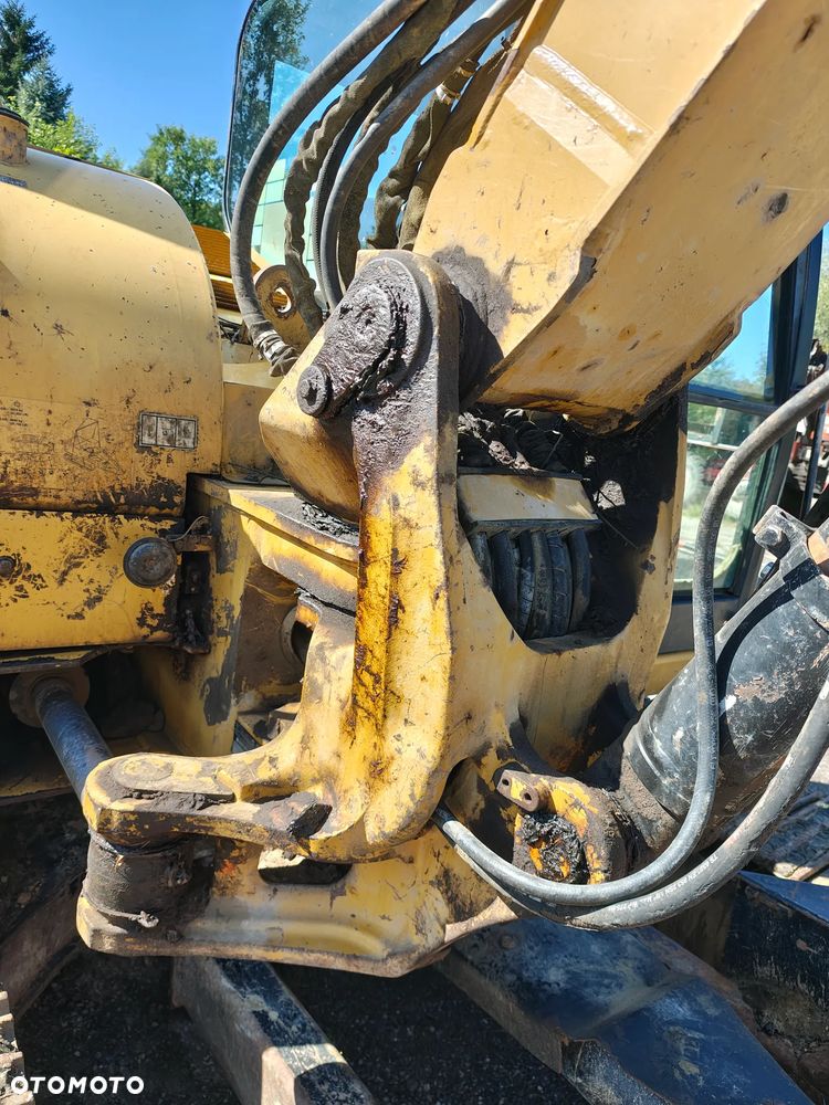 Caterpillar 308E - 28