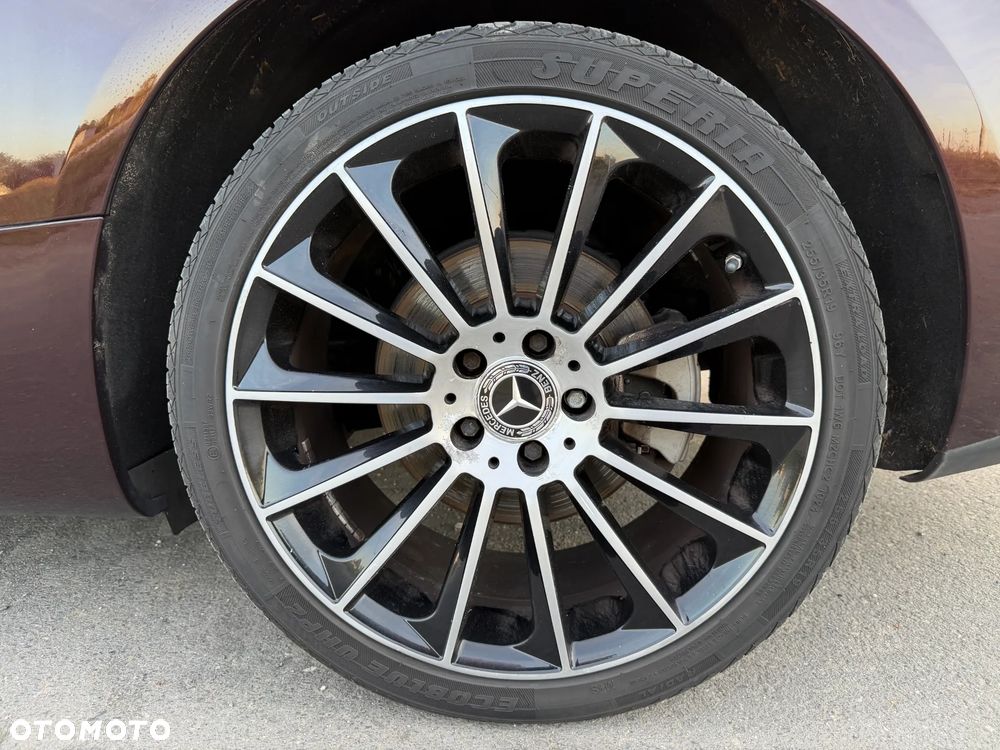 Mercedes-Benz Klasa E 200 9G-TRONIC AMG Line - 35