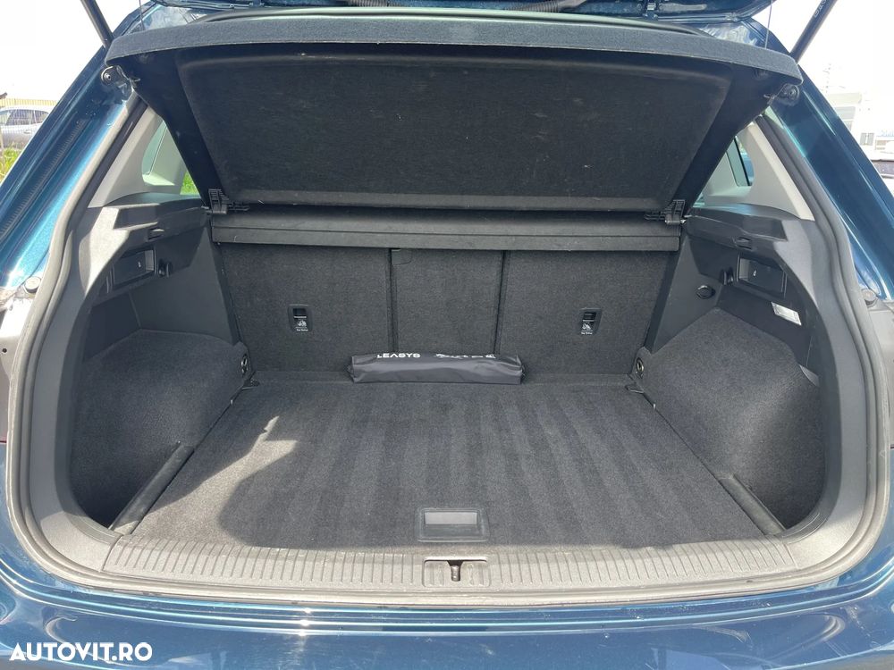 Volkswagen Tiguan - 27
