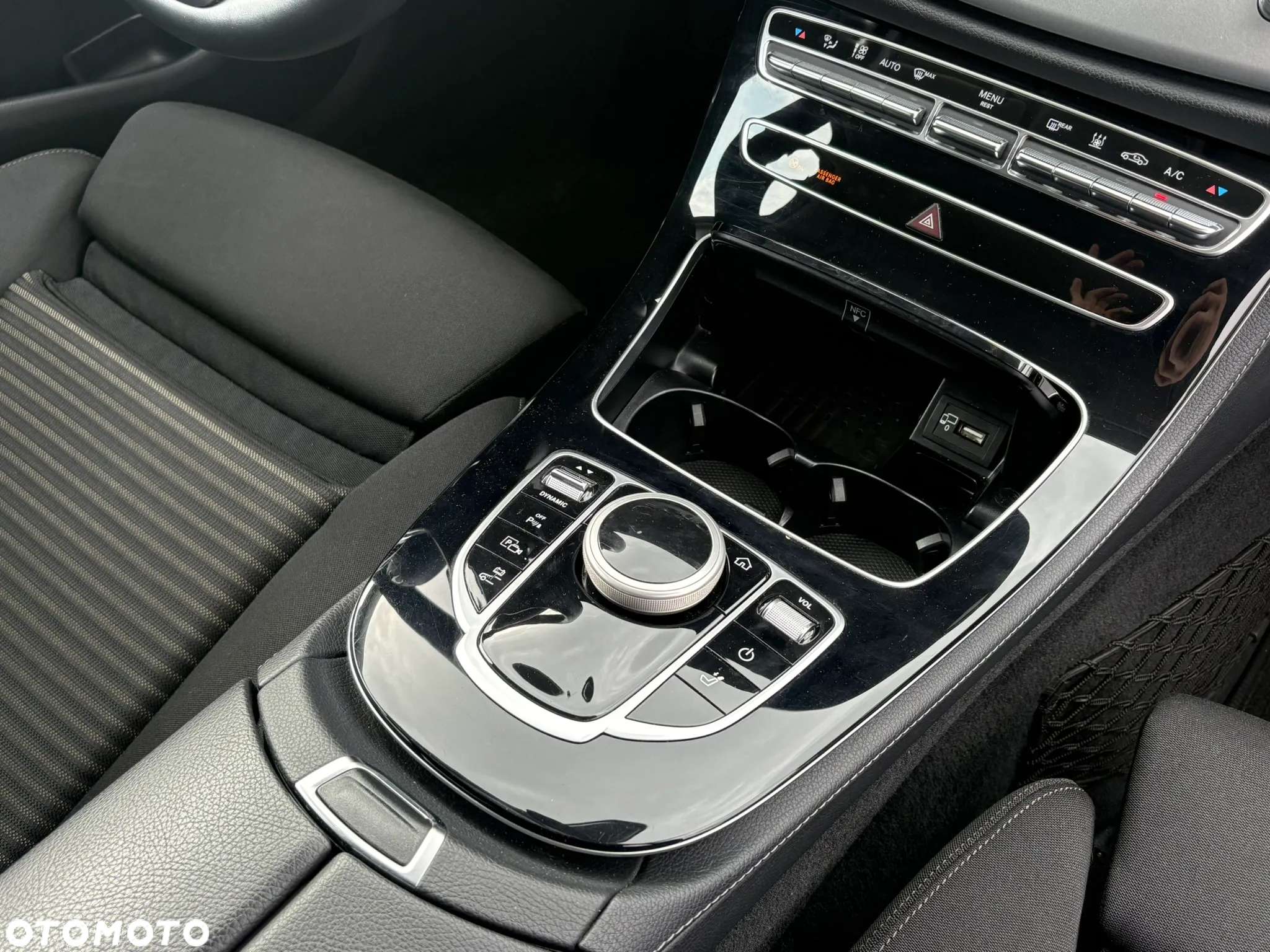 Mercedes-Benz Klasa E 300de T 9G-TRONIC Edition AVANTGARDE - 18