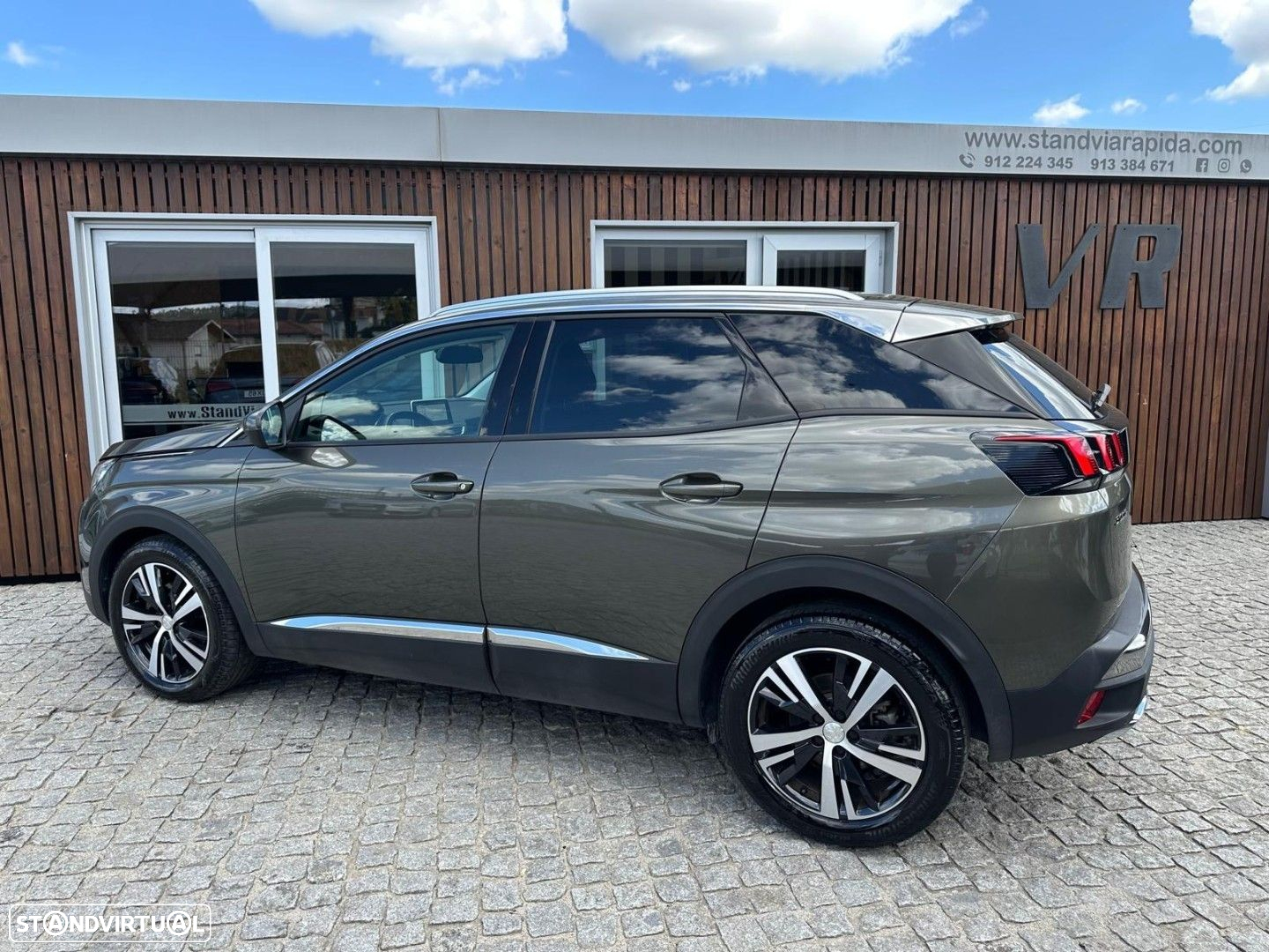 Peugeot 3008 1.5 BlueHDi Allure - 26