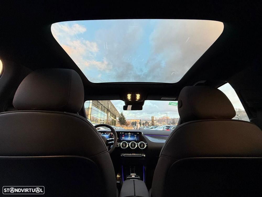 Mercedes-Benz GLA 250 - 16