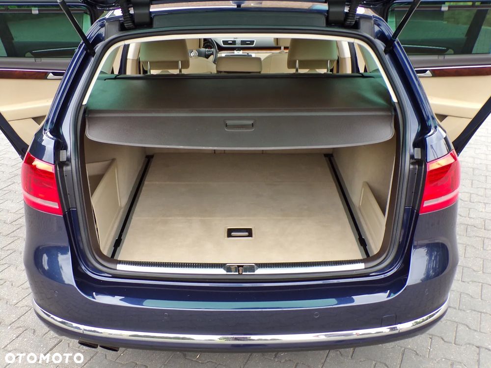 Volkswagen Passat 2.0 TDI DSG BlueMotion Technology Highline - 34