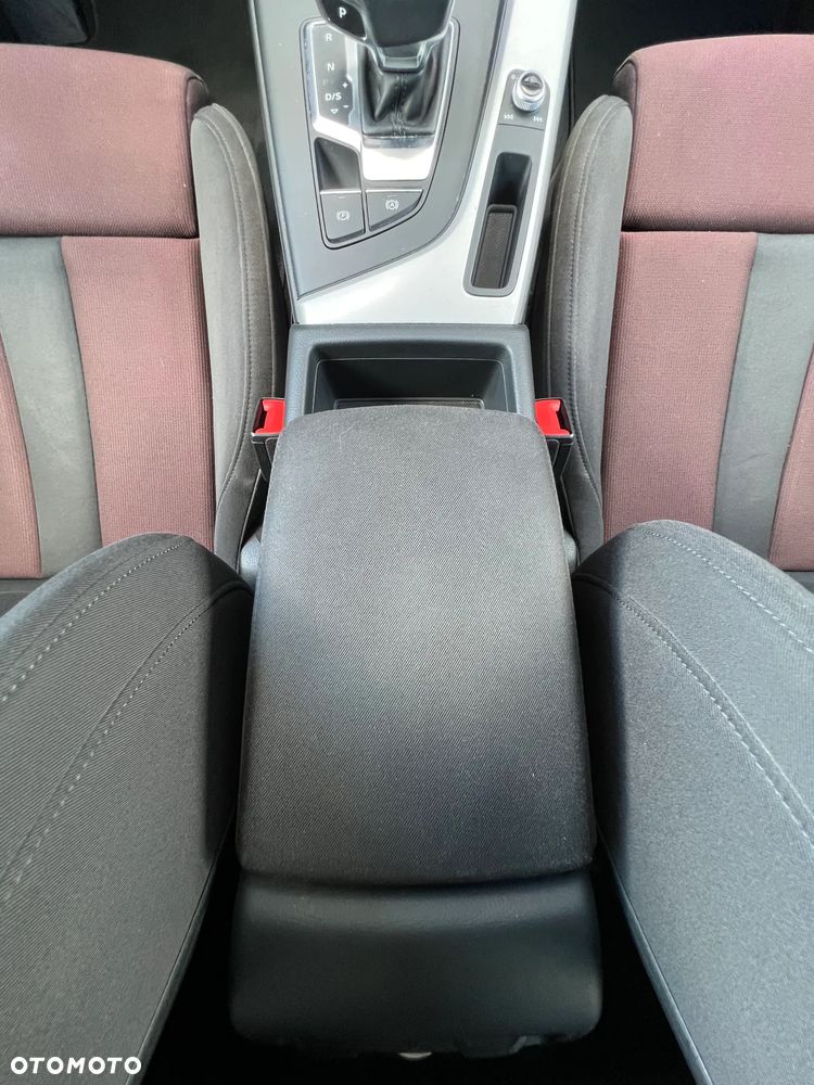 Audi A4 Limousine 35 TFSI Sport S tronic - 20