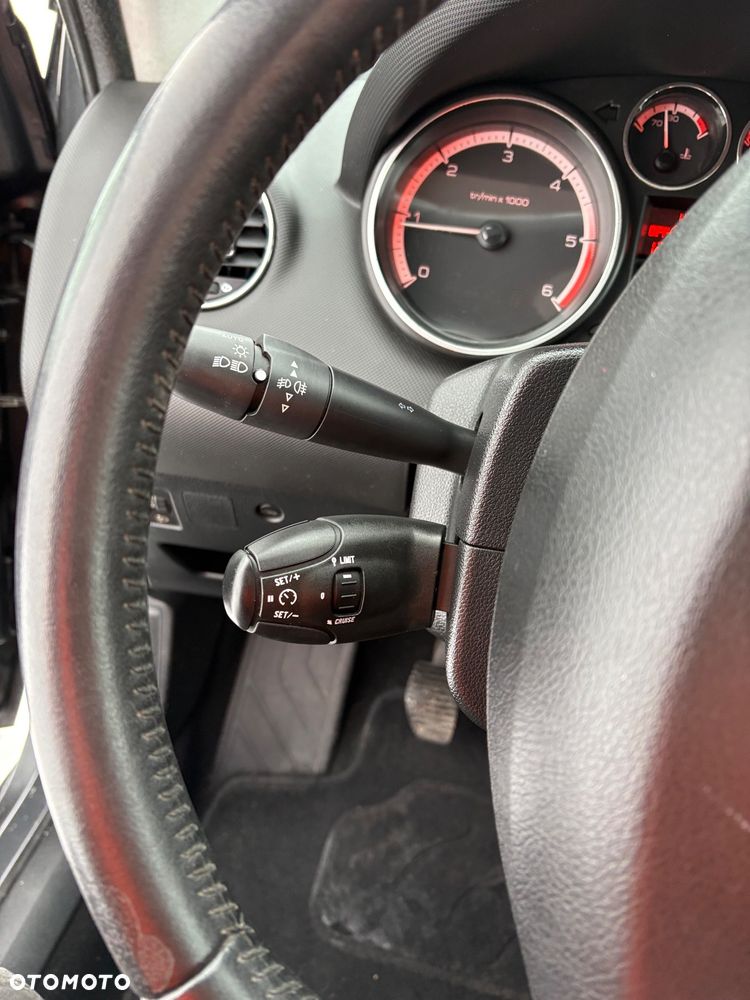 Peugeot 308 HDi FAP 90 Tendance - 7