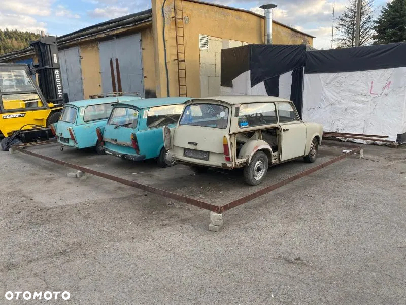 TRABANT KOMBI - 5