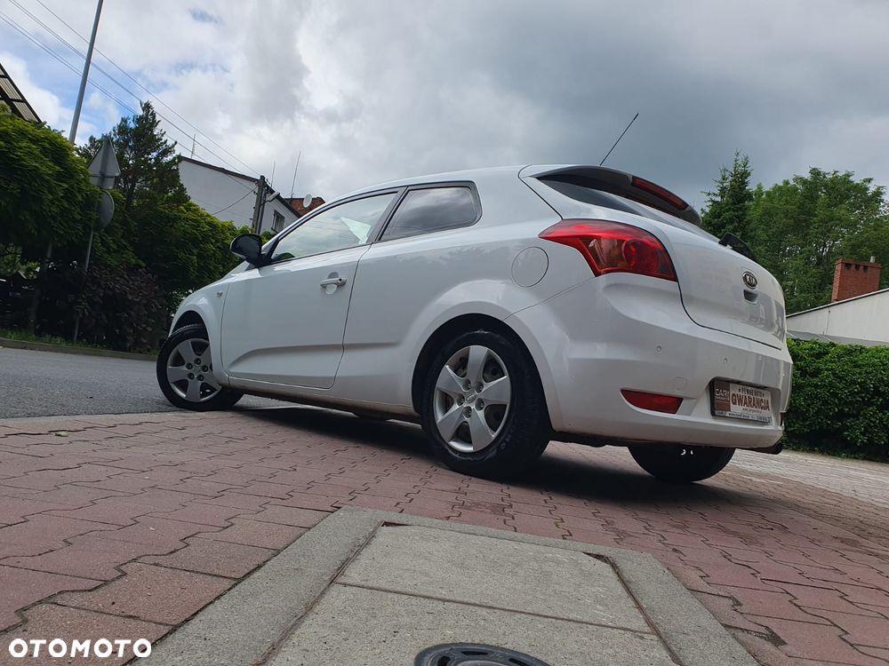 Kia ProCeed 1.6 CVVT LX - 4