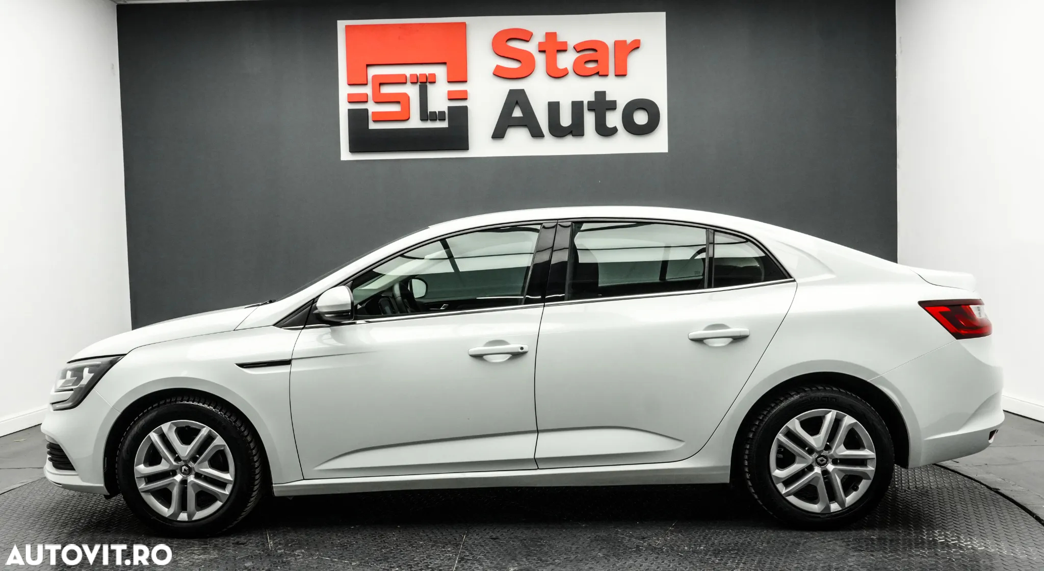 Renault Megane Blue dCi 116 Intens - 10