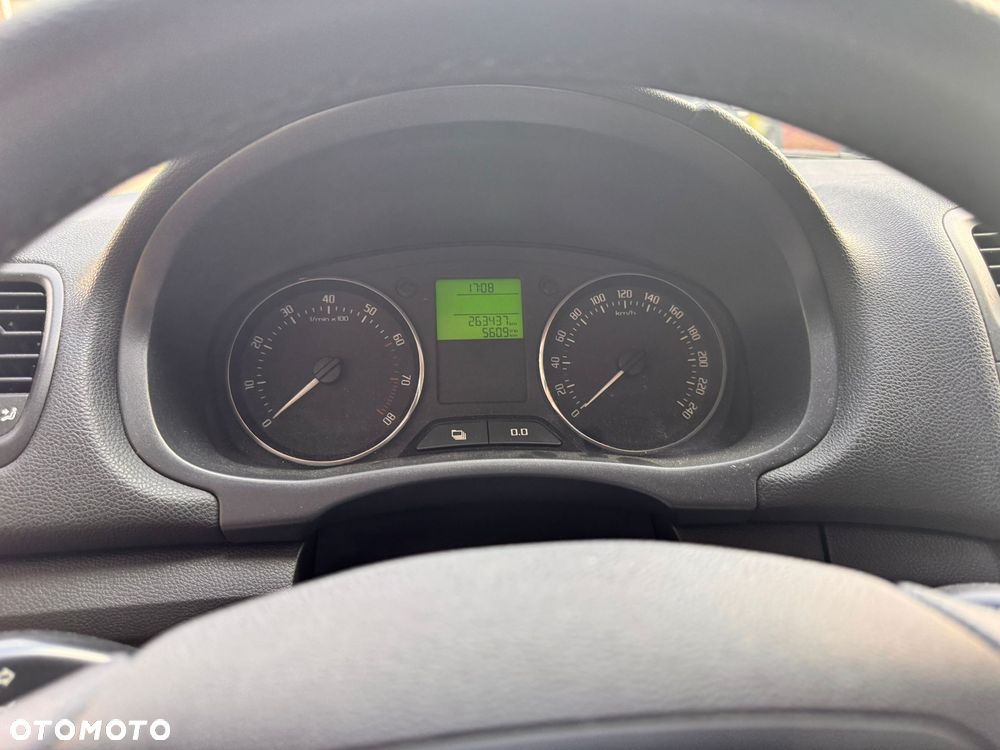 Skoda Fabia - 9