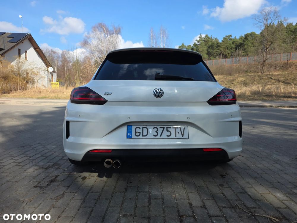 Volkswagen Scirocco 2.0 TDI (Blue Motion Technologie) DSG - 25