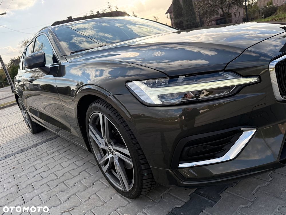 Volvo V60 B4 D Core - 23