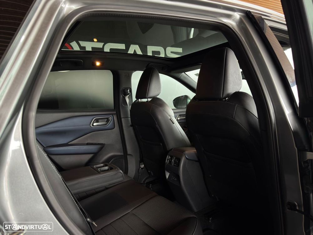 Nissan Qashqai 1.3 DIG-T Tekna SKY - 13