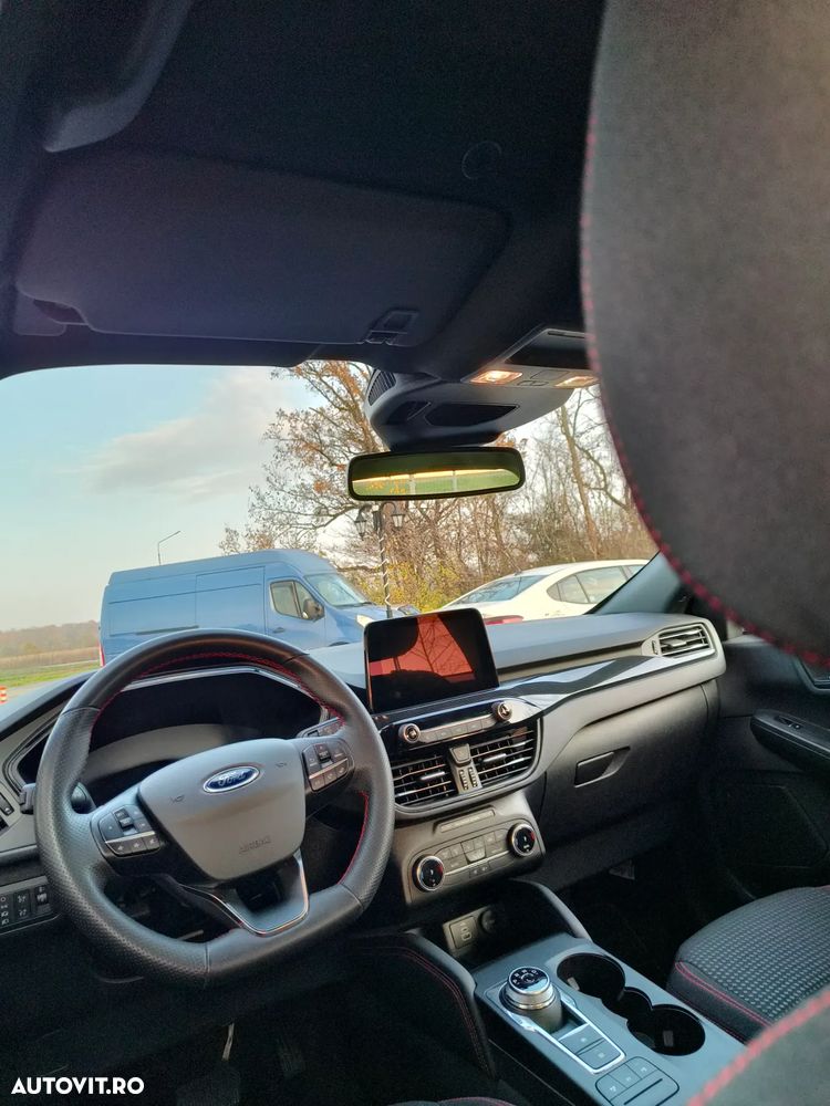 Ford Kuga 2.5 Duratec PHEV ST-LINE - 11