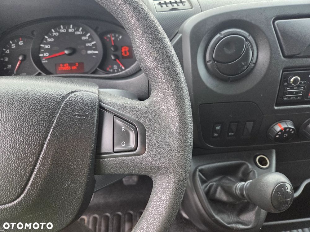 Renault Master - 18