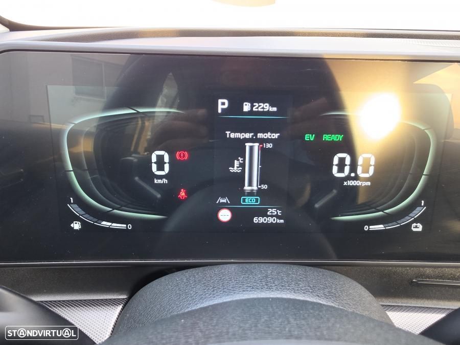 Kia Sportage 1.6 T-GDi PHEV Tech - 34