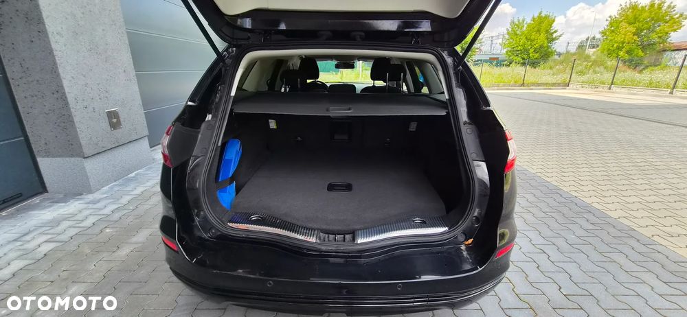 Ford Mondeo 2.0 TDCi STart-Stopp Titanium - 24